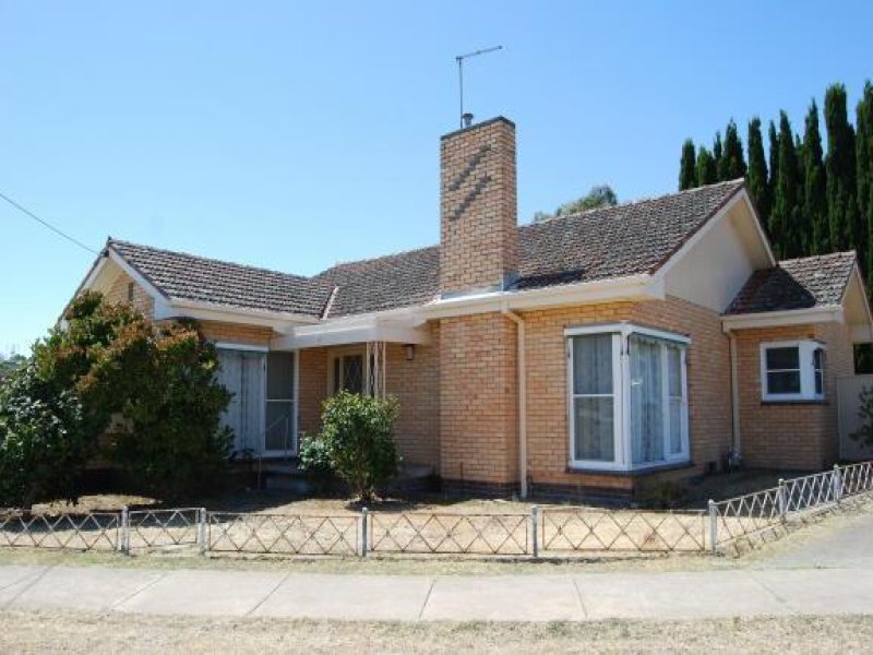 10 Barnes Street, Stawell, Vic 3380 Property Details