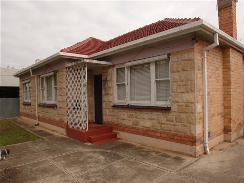 12 Tenth Avenue, St Peters, SA 5069