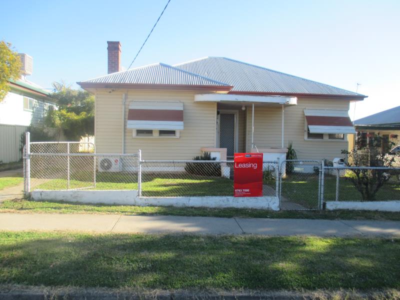 9 Phillip Street, West Tamworth, NSW 2340