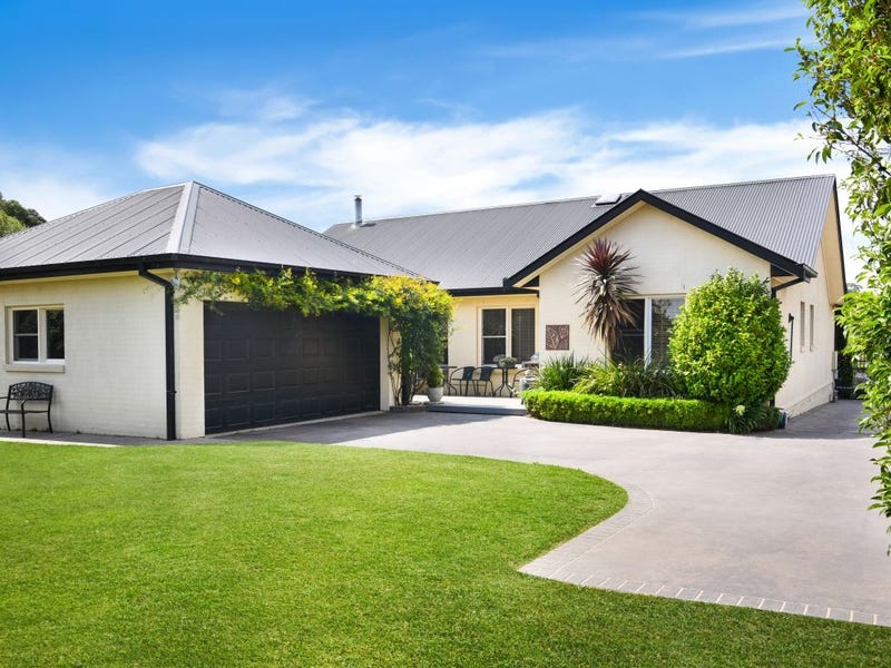 12 Roycroft Street, Bowral, NSW 2576 Property Details