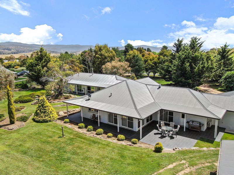 21 Lakewood Drive, Jindabyne, NSW 2627 House for Sale