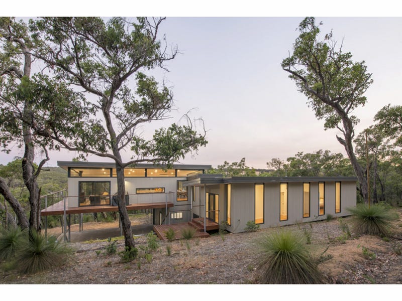 124 Carnarvon Castle Drive, Eagle Bay, WA 6281