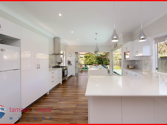 76 Barclay Street, Deagon, Qld 4017 Property Details