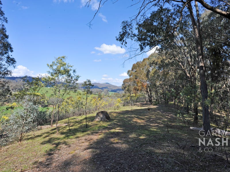 1053 Boggy Creek Road, Myrrhee, Vic 3732 - Property Details