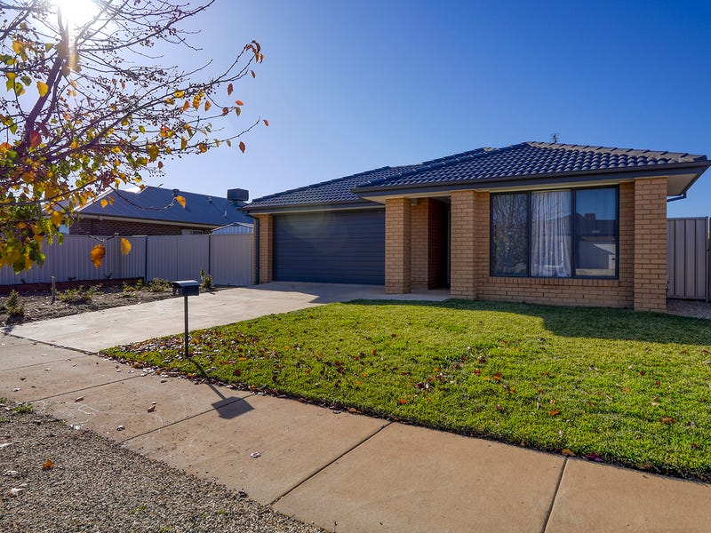 4 Wollemi Drive, Shepparton, Vic 3630 House for Sale