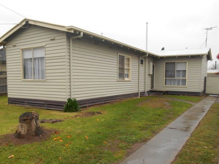 10 Cherry Place, Sale, VIC 3850