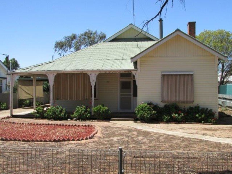 3 Rainbow Road, Warracknabeal, VIC 3393