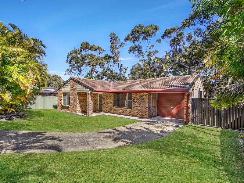 33 Drive, Highland Park, QLD 4211