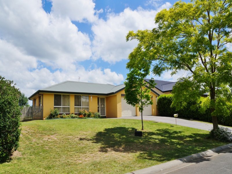 10 Roycroft Street, Bowral, NSW 2576 Property Details