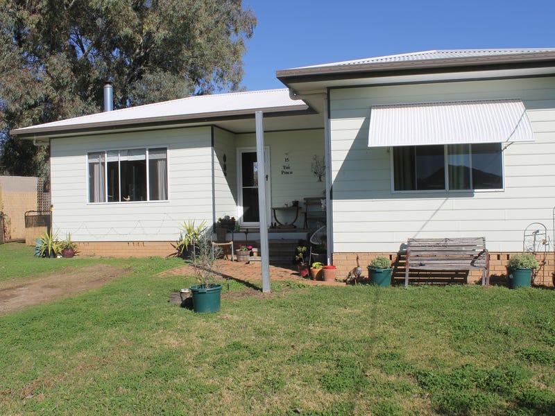 15 South Street, Manilla, NSW 2346