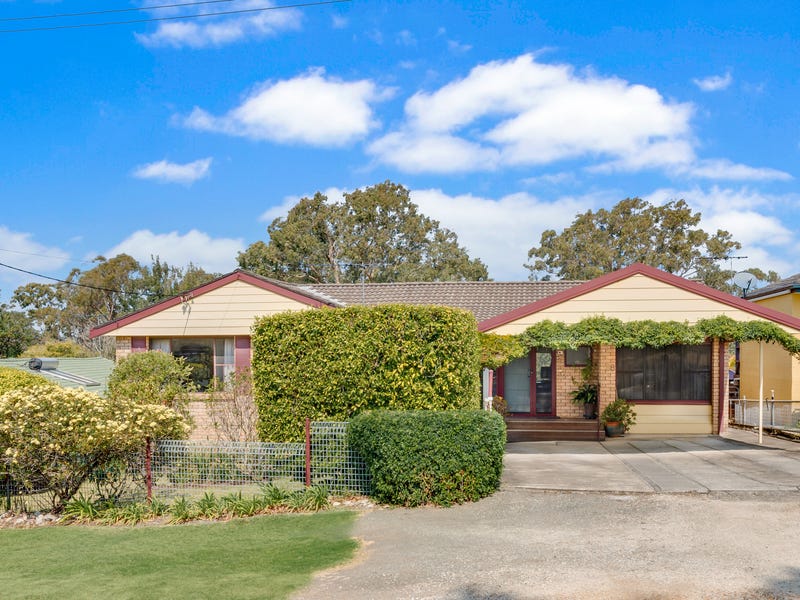 89 Russell Avenue, Valley Heights, NSW 2777
