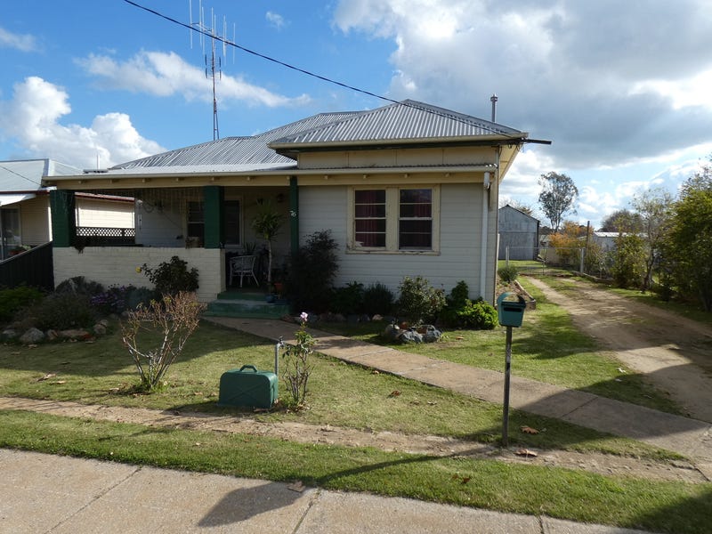 76 Marsden Street, Boorowa, NSW 2586