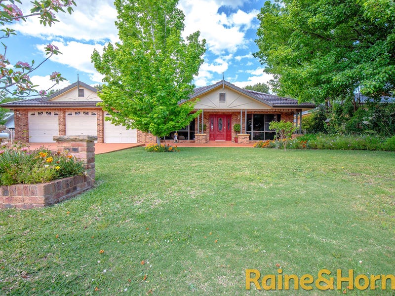 6 Hillcrest Place, Dubbo, NSW 2830 Property Details