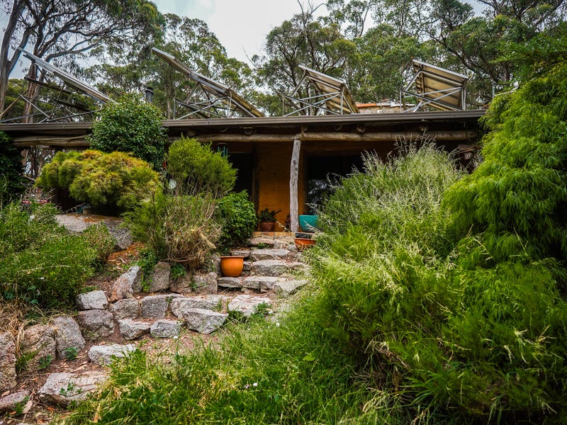 735 ENNIS ROAD, Tallarook, Vic 3659 Property Details