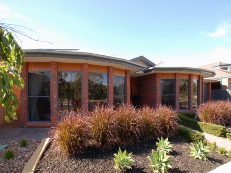 25 Major Mitchell Drive, Horsham, Vic 3400 Property Details