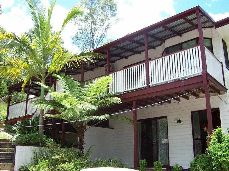 9 Christine Court, Mooloolah Valley, QLD 4553