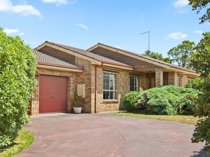 16 Jack Court, Alfredton, Vic 3350 - Property Details