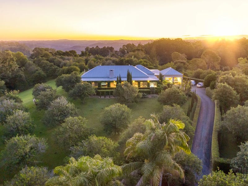 14 Balmoral Road, Montville, Qld 4560