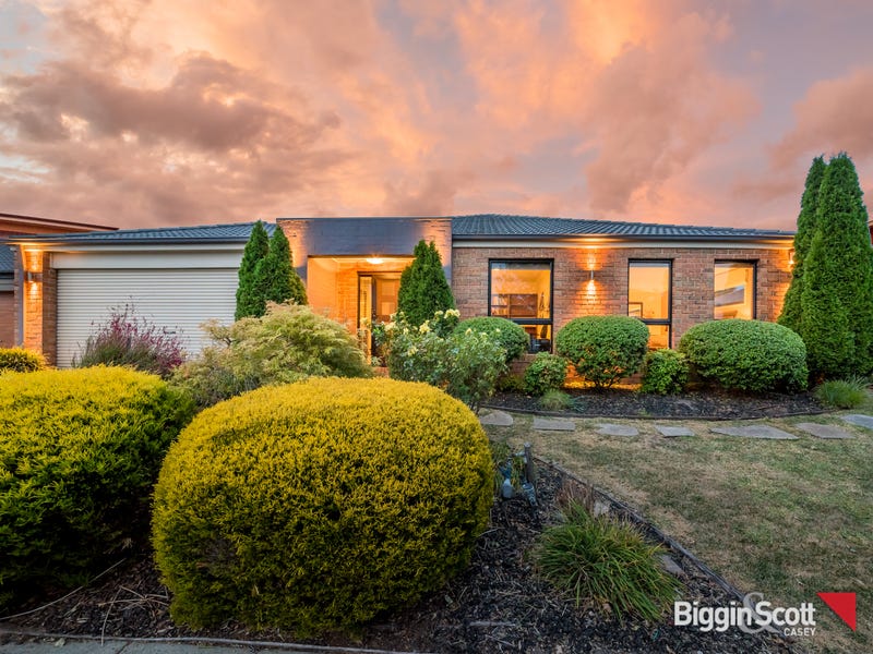 98 Moondarra Drive, Berwick, VIC 3806