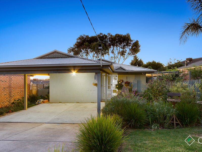 121 Centre Road, Langwarrin, Vic 3910 Property Details