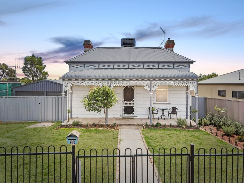 39 Kirkwood Road, Eaglehawk, Vic 3556 - Property Details