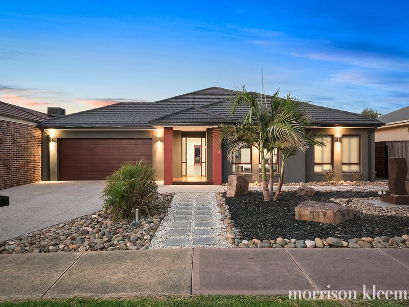 8 Woodstock Drive, Doreen, Vic 3754 Property Details