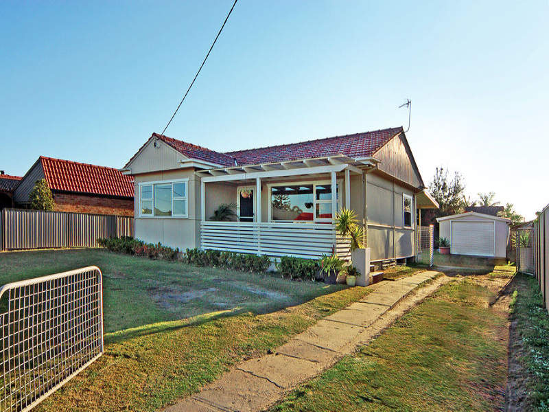 42 Kurrajong Street, Windang, NSW 2528 Property Details