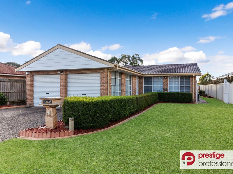 4 Chelsea Garden Court, Wattle Grove, NSW 2173