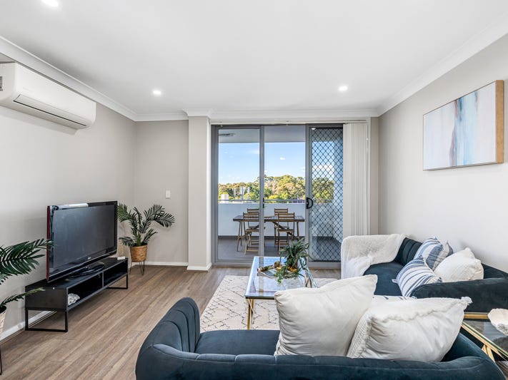 201/19 Aurelia Street, Toongabbie, NSW 2146 Property Details