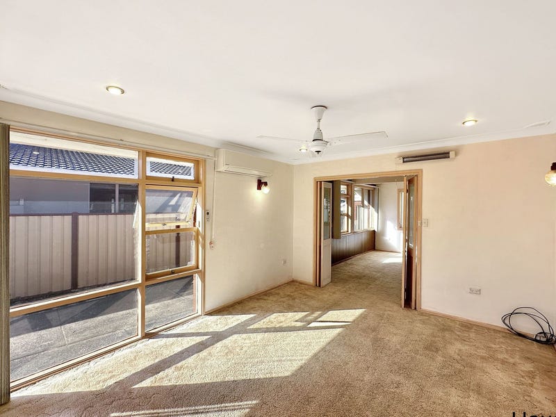 12 Daffodil Drive, Woy Woy, NSW 2256