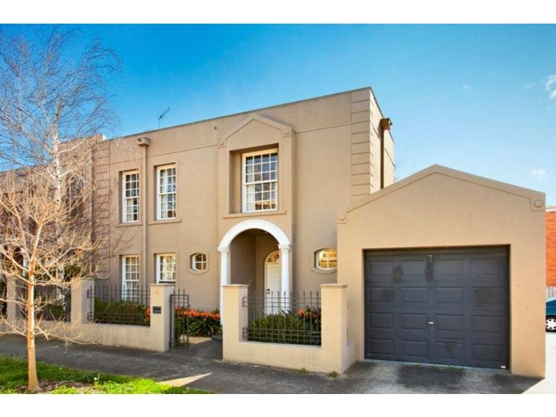 12 Witchwood Close, South Yarra, VIC 3141