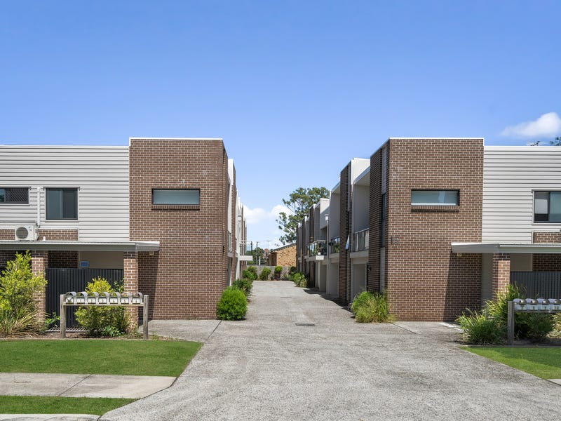 8/15 Bramble Street, Woody Point, QLD 4019