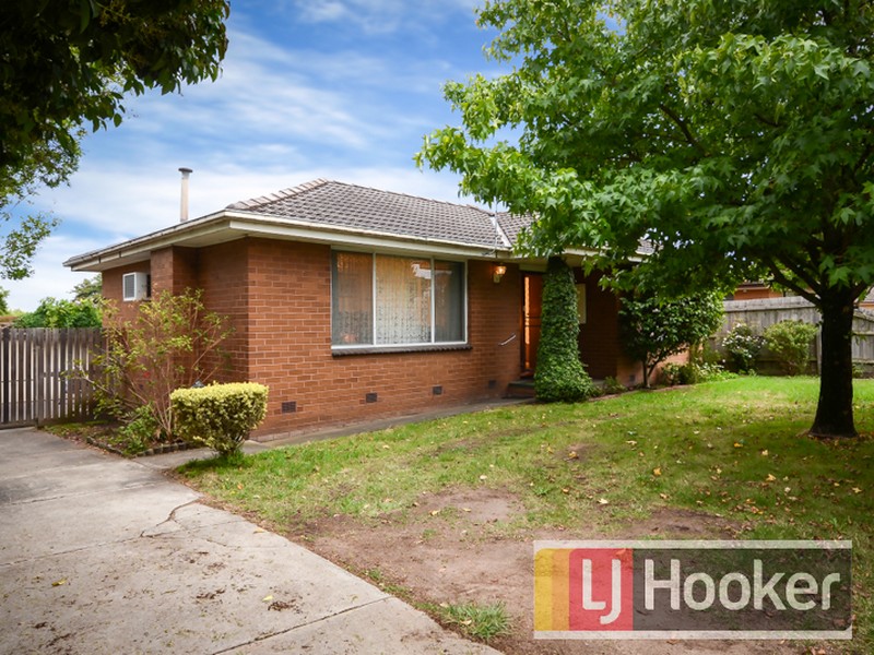 54 Clyde Road, Berwick, Vic 3806 - Property Details