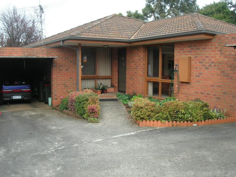 3/11 Bowen Street, Warragul, Vic 3820 Property Details