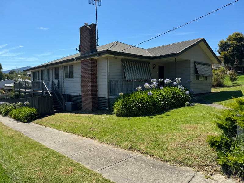 21 Kiell st, Corryong, Vic 3707 House for Sale