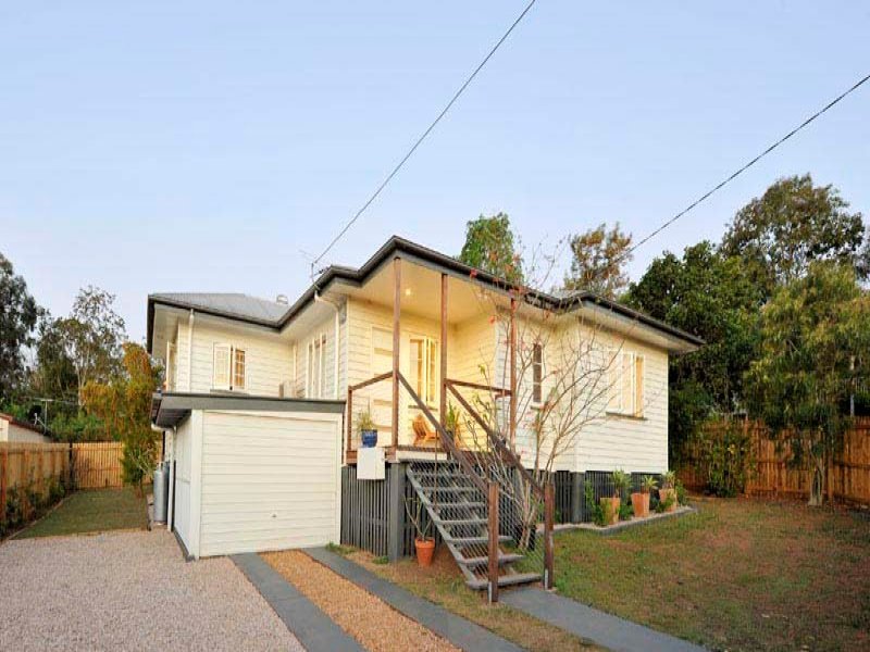 12 Braeside Road, Bundamba, QLD 4304