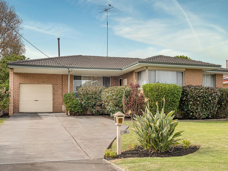 18 Gerald Street, Spearwood, WA 6163 Property Details