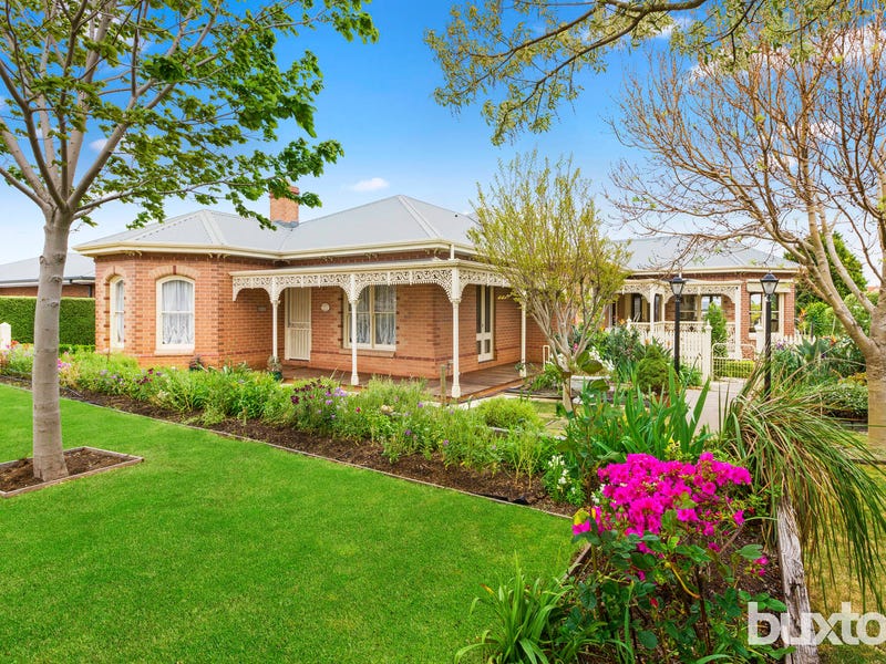 11 Balmoral Gardens, Leopold, Vic 3224 Property Details