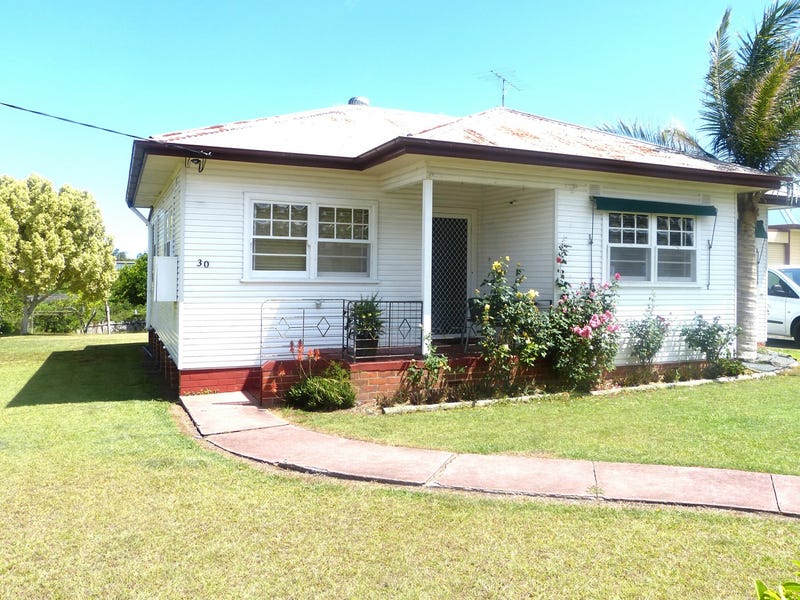 30 Chatham Avenue, Taree, NSW 2430