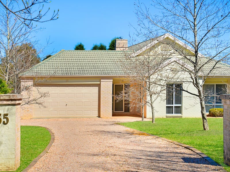 35 Highland Drive, Bowral, NSW 2576 Property Details