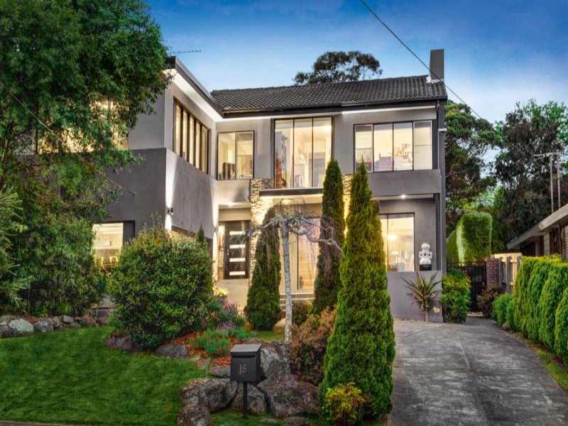 15 Braeside Drive, Doncaster, VIC 3108