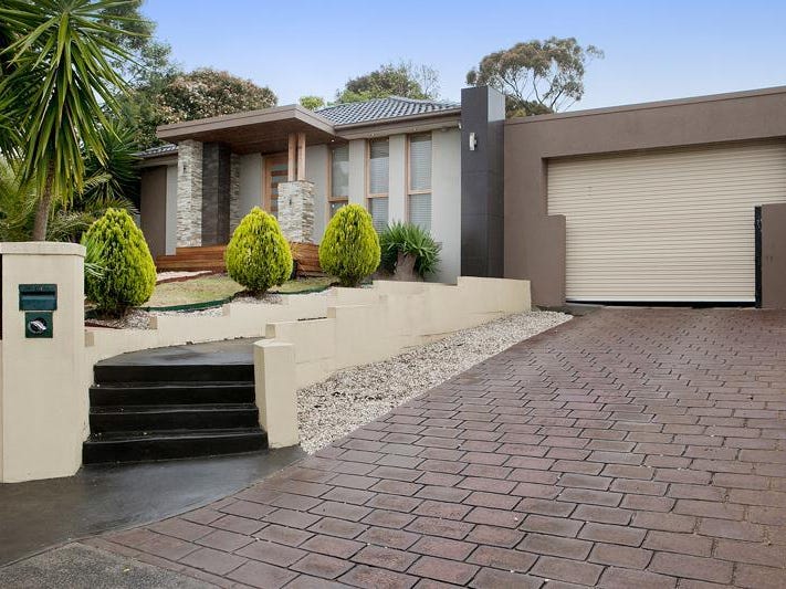 18 Scotsburn Way, Endeavour Hills, VIC 3802