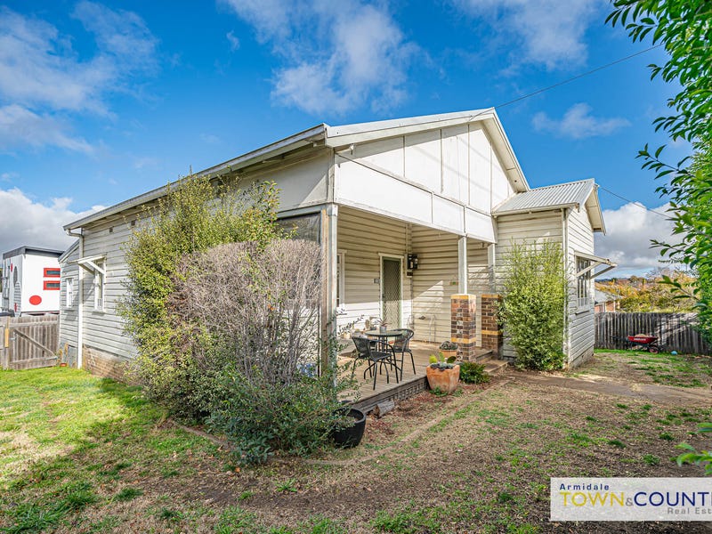 202 Donnelly Street, Armidale, NSW 2350 Property Details
