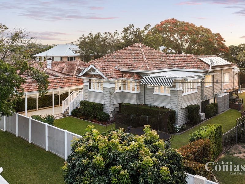 46 Elliott Street, Clayfield, Qld 4011 House for Sale