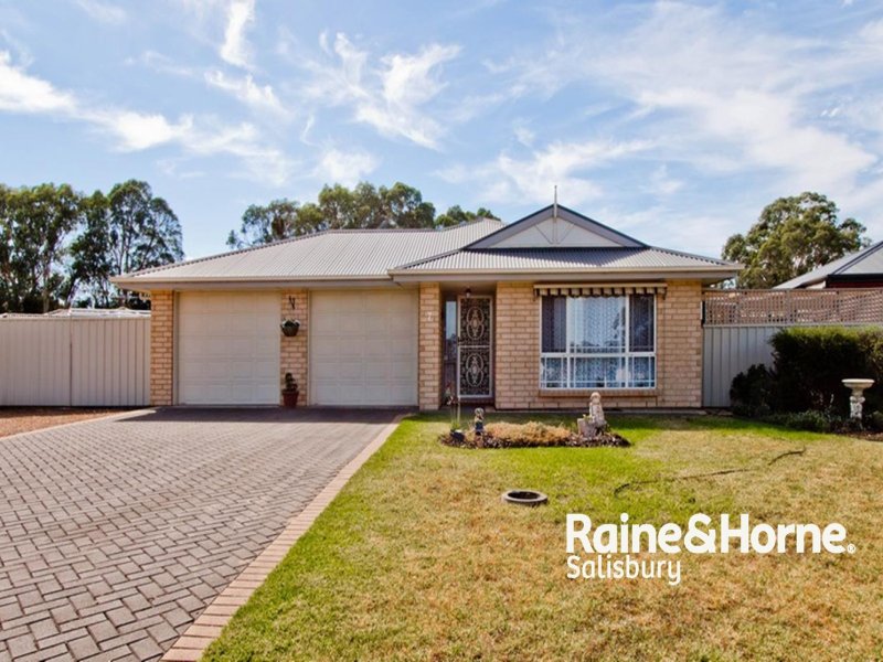 7 Reg Smith Cres, Williamstown, SA 5351