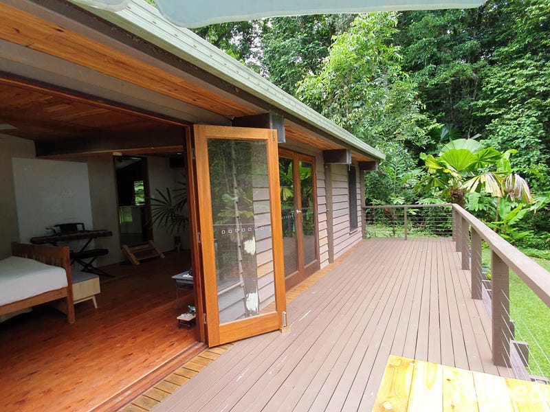 278 Buchanan Creek Road, COW BAY, Daintree, Qld 4873 Property Details
