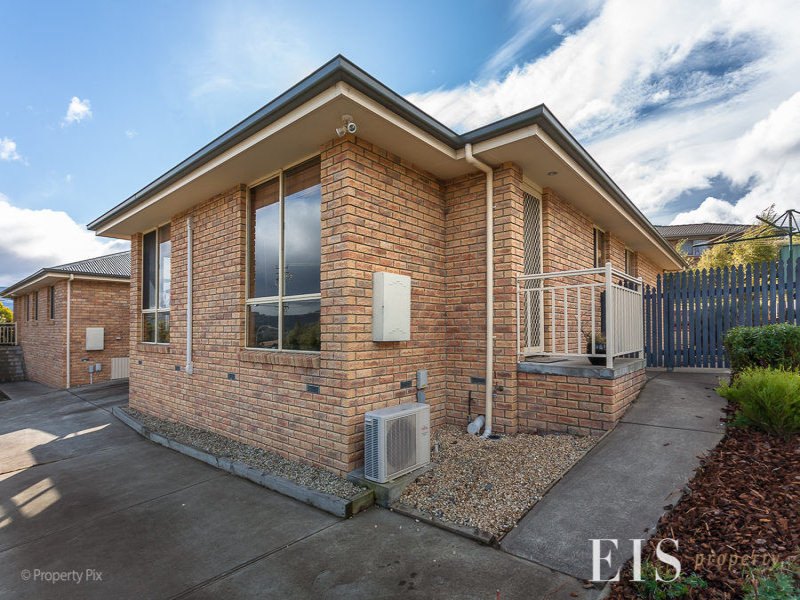 2/104 Redwood Road, Kingston, TAS 7050