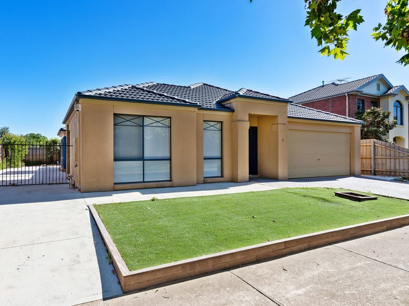 4 Taylors Hill Boulevard, Taylors Hill, VIC 3037