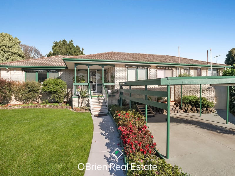 11 Irvine Crescent, Frankston, Vic 3199 Property Details