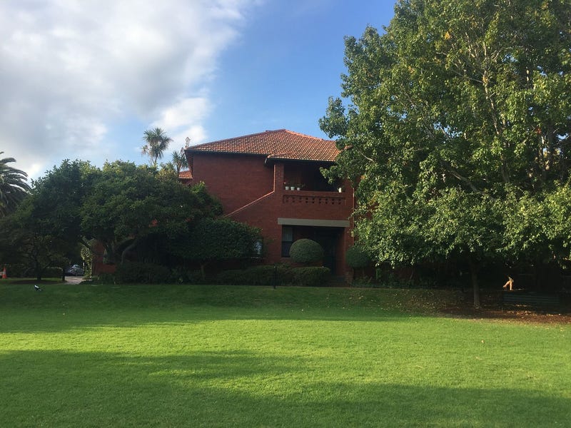 4/8 Ardoch Avenue, St Kilda East, VIC 3183